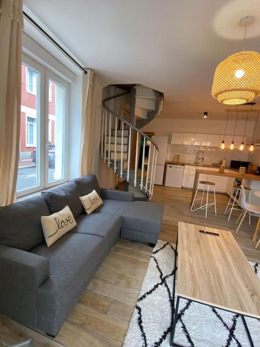 Charmante Maison Dans Le Vieux Douai Exterior foto